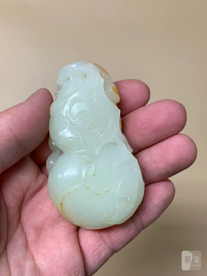 清 白玉红皮巧雕葫芦镇纸 - 图4